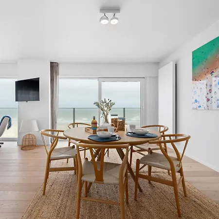 Seaflow-holiday With Frontal Sea View