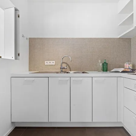 Seaflow-holiday With Frontal Sea View *